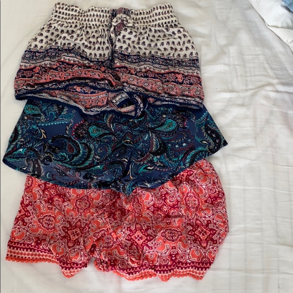 Pattern stretchy shorts